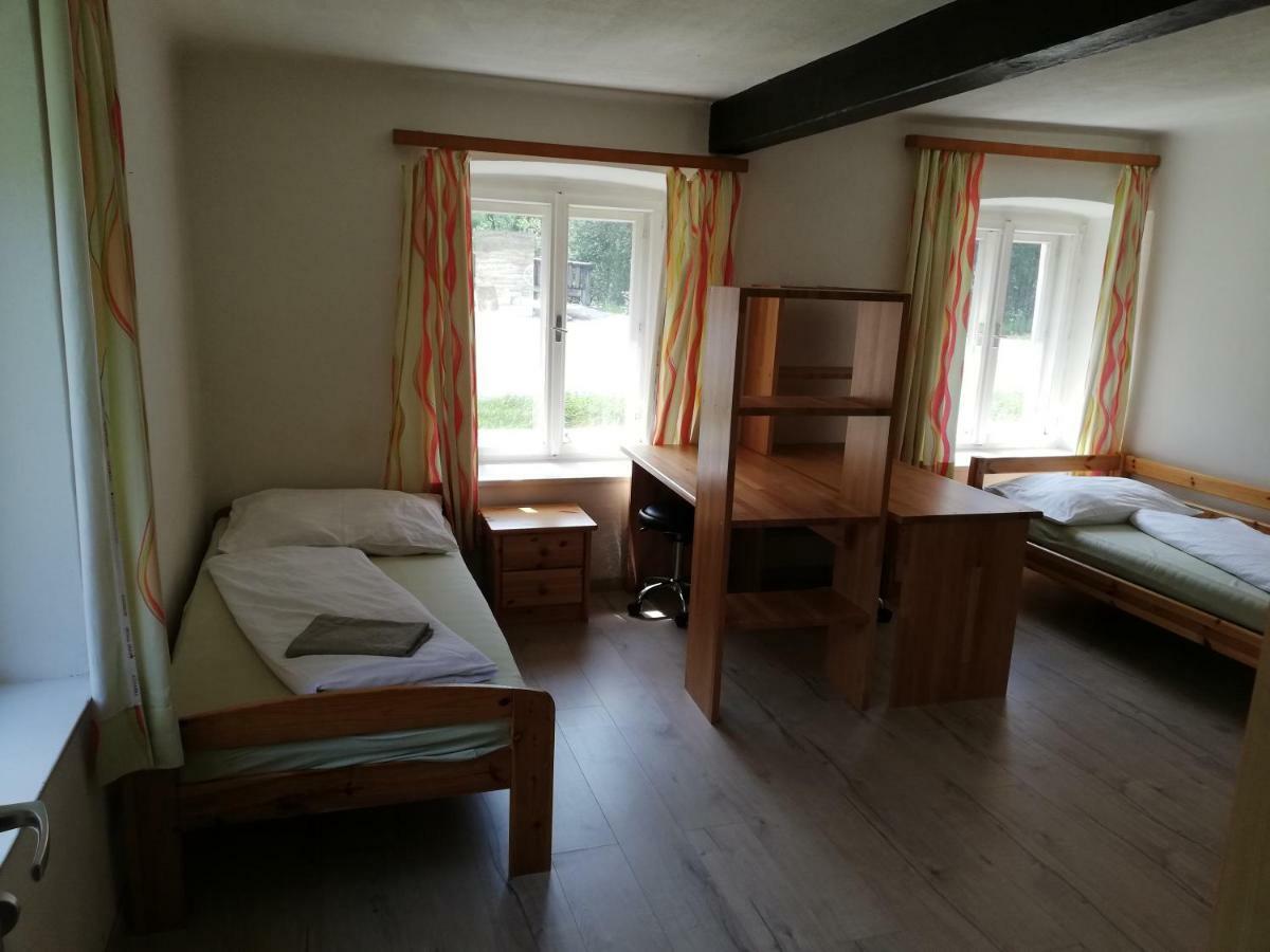 Amtmannhaus Ferienunterkunft Irdning Ngoại thất bức ảnh
